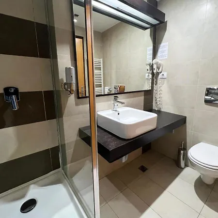 Otel Ave Lux 3*